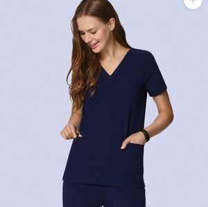 Mandala 6 pocket scrub top Medium Navy